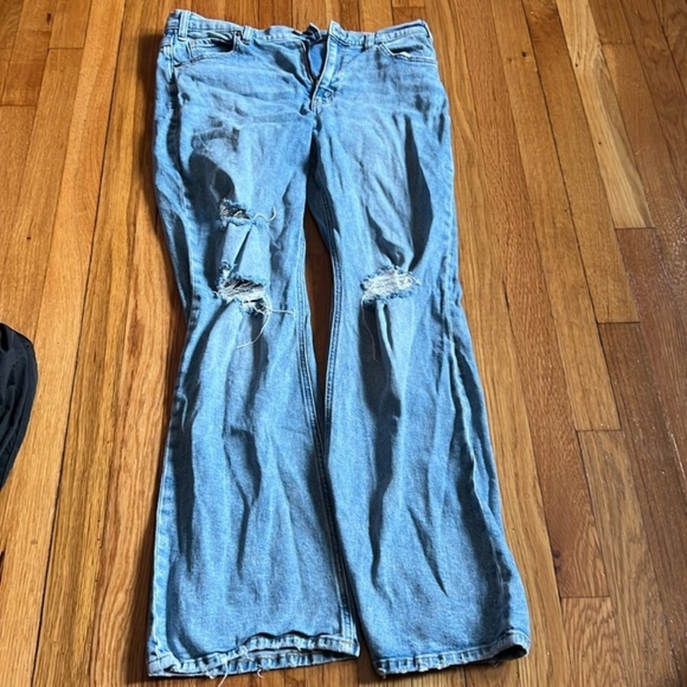 GAP 90’s loose flare mid rise washed blue denim pant